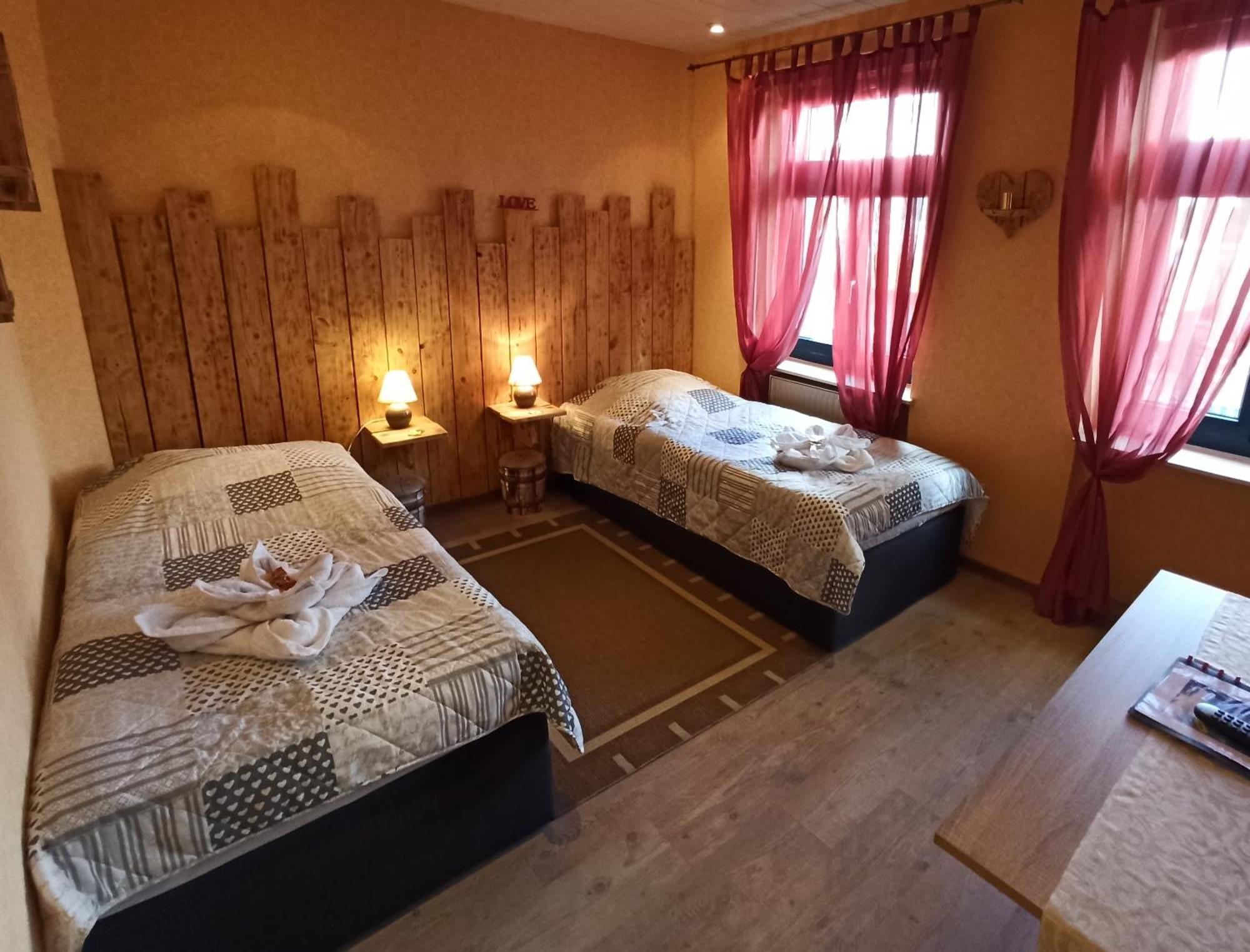 Hotel Haus Oberkassel Bonn Esterno foto